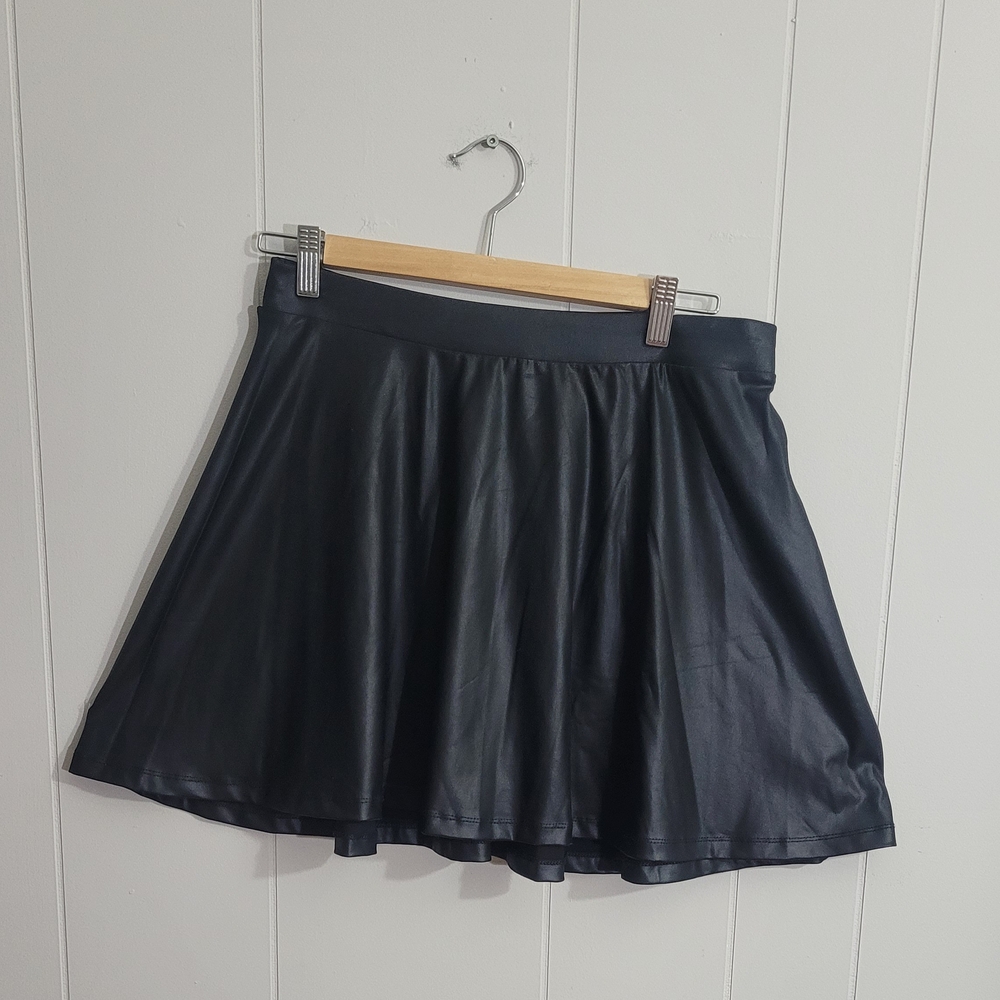 Forever 21 Black Mini Skirt